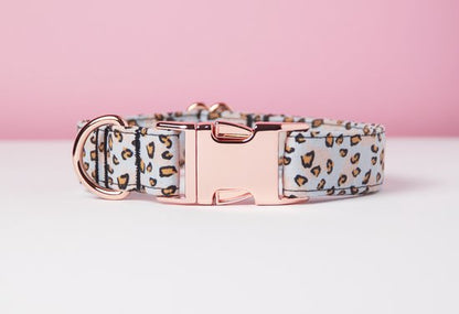 Awesome Paws Hondenhalsband - Panterprint Roze Blauw